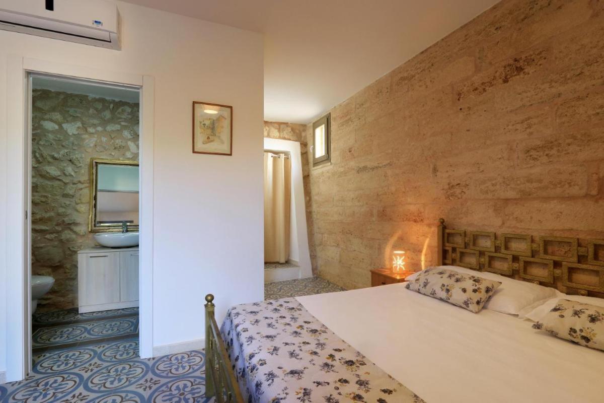 Bed and Breakfast Agriturismo Allu Ruvezzu Торре-Моцца Экстерьер фото